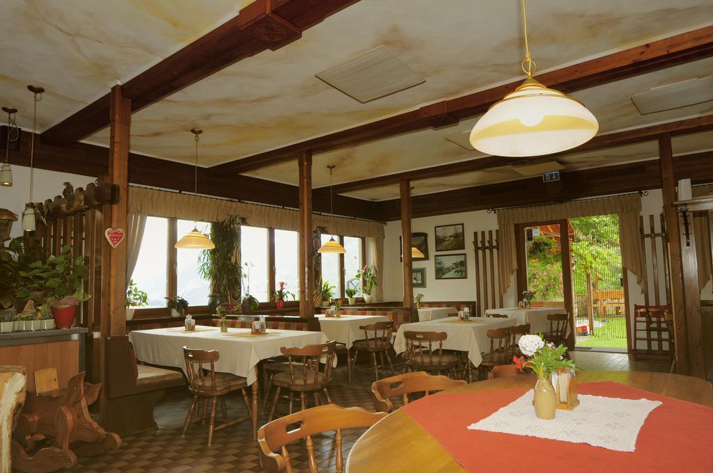 Hôtel Gasthof Waldemar à Hermagor Extérieur photo